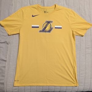Nike Lakers Gold Graphic Men's Tee, Dri Fit